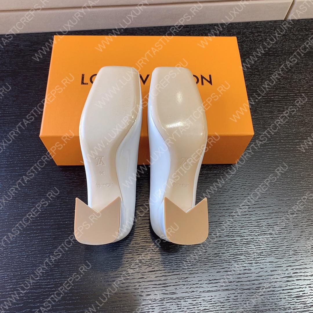 l**is V*t*n shake pump white 1ab0se