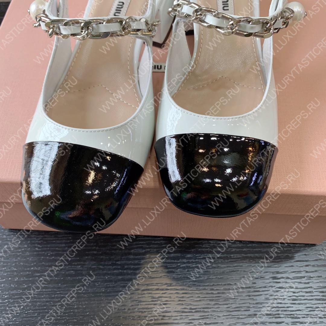 MIU MIU MARY JANE SLINGBACK PUMPS WHITE AND BLACK 5I446D