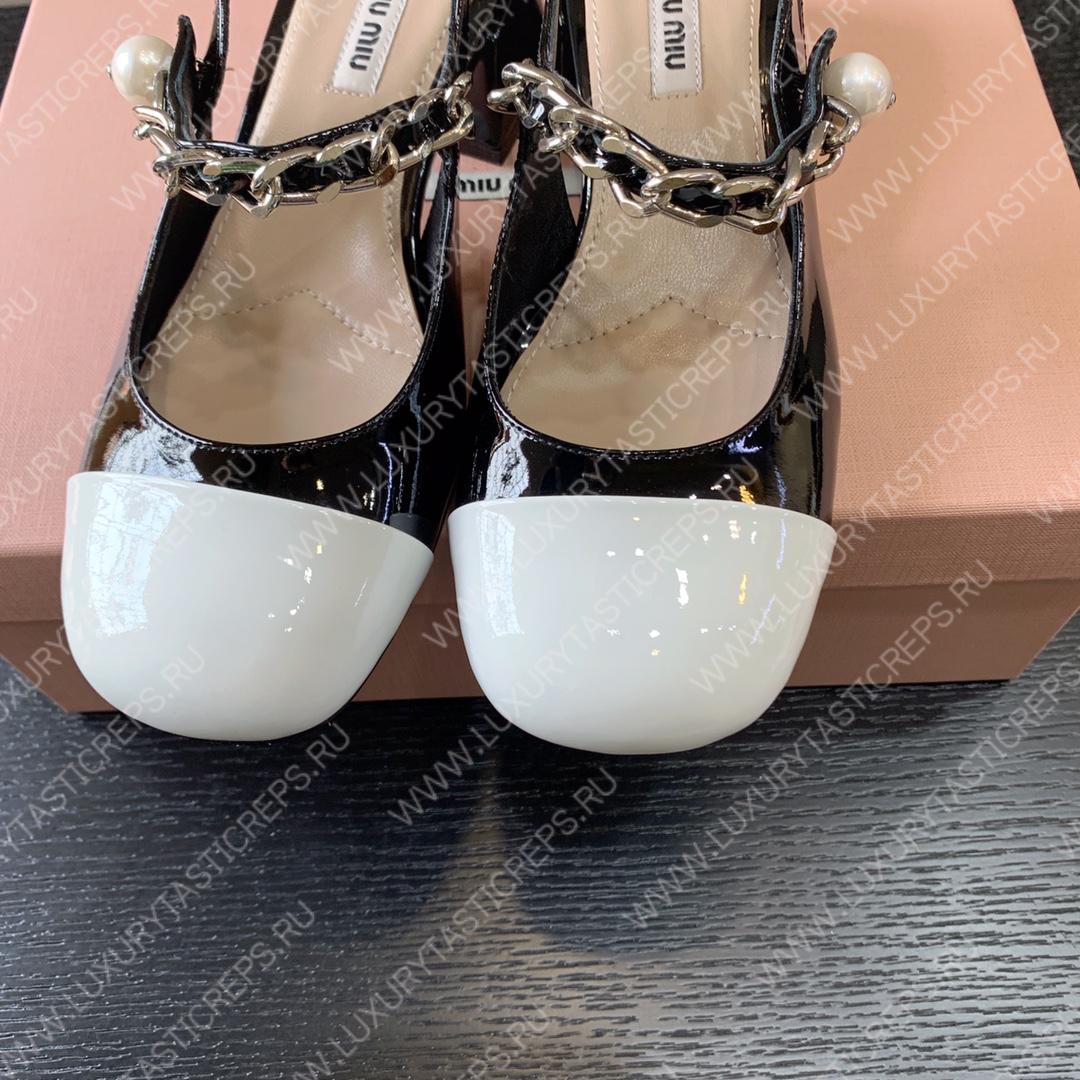 MIU MIU MARY JANE SLINGBACK PUMPS WHITE AND BLACK 5I446D