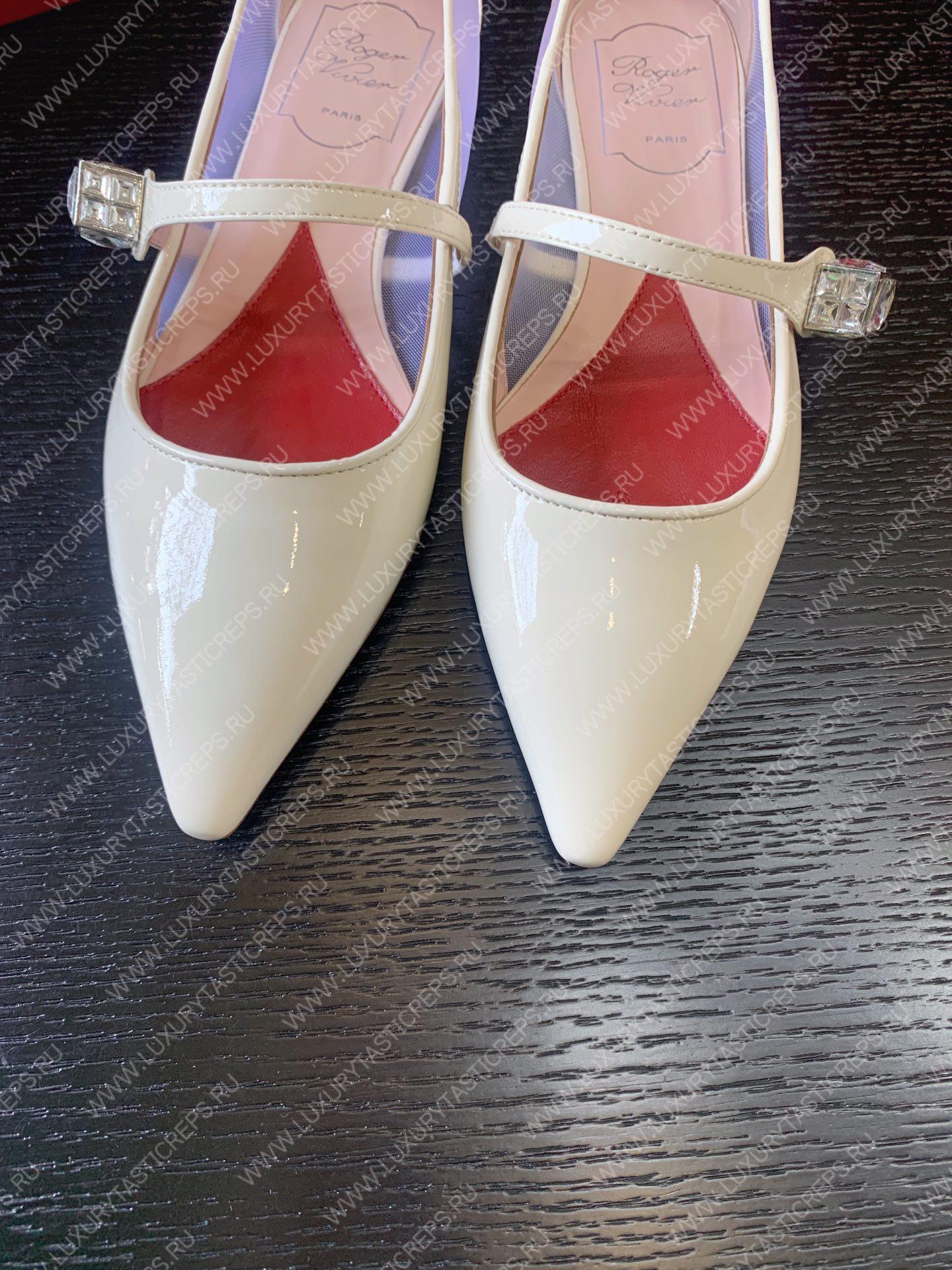 ROGER VIVIER PUMPS LEATHER WHITE RVW53824