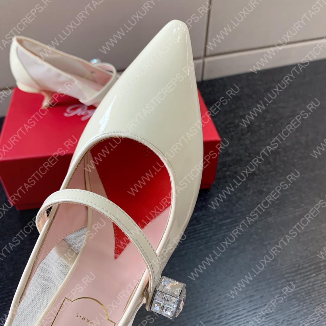 ROGER VIVIER VIRGULE BABIES PUMPS WHITE RVW63834