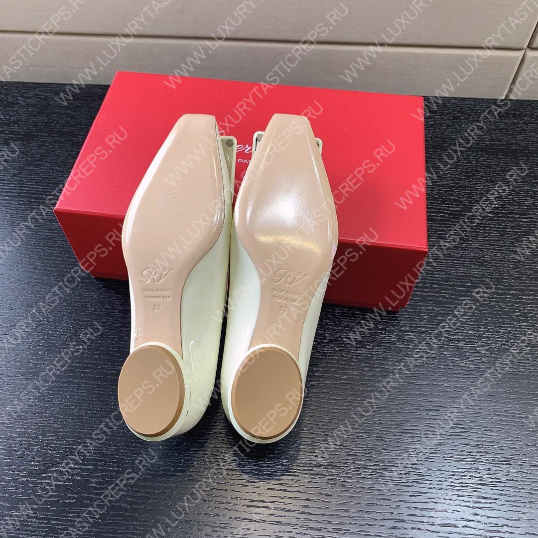 ROGER VIVIER CITY PUMPS LEATHER OFF-WHITE RVW6183