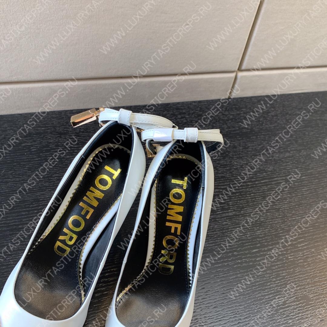 TOM FORD PADLOCK POINTY PUMP WHITE W2271T