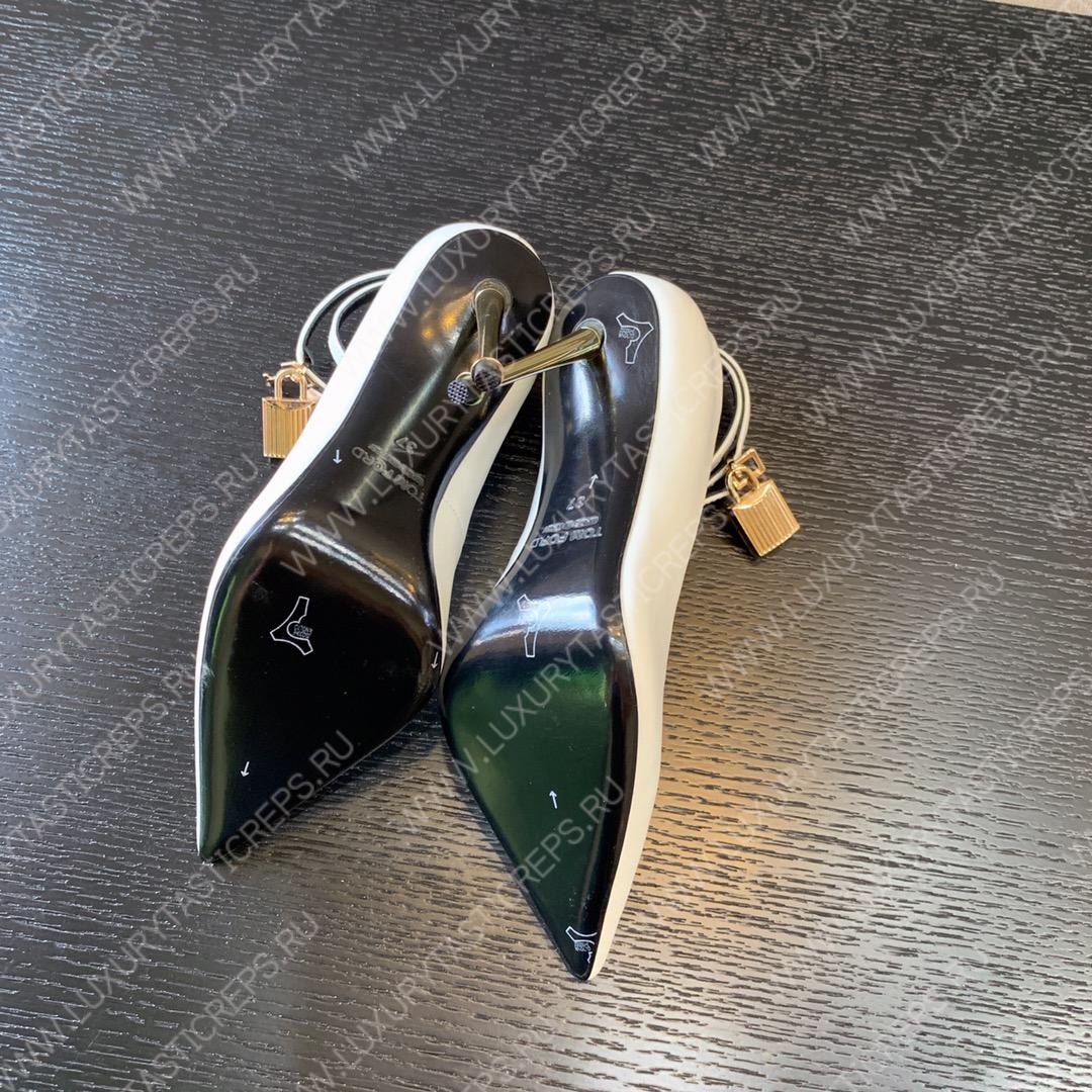 TOM FORD PADLOCK POINTY PUMP WHITE W2271T