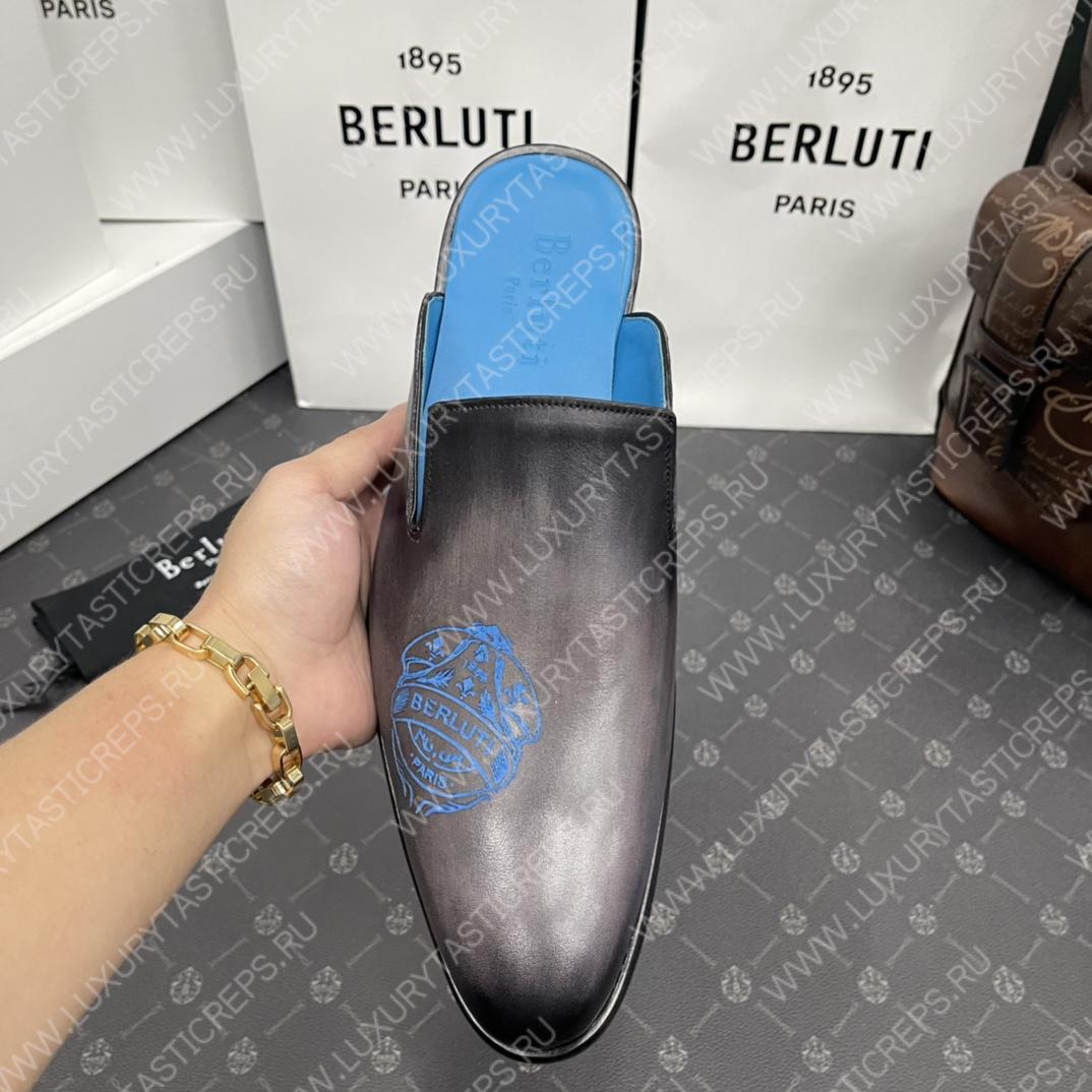 BERLUTI CYRUS SCRITTO SLIPPERS BLACK AND BLUE S3786