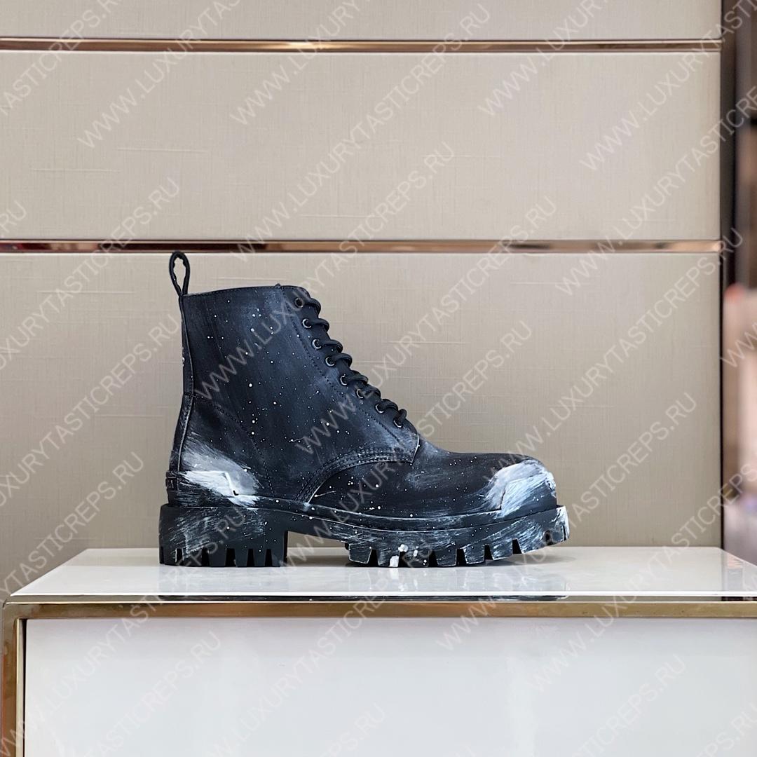 BLANECIAGA STRIKE LACE-UP BOOT BLACK 590974WA