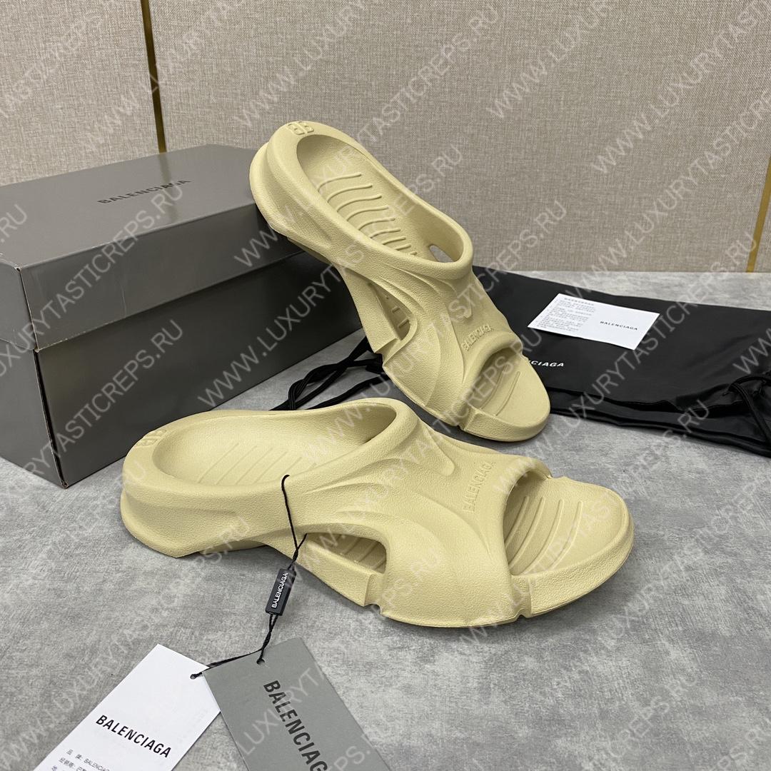 ba*len*cia*ga Cr*0*s slide lime 677786w