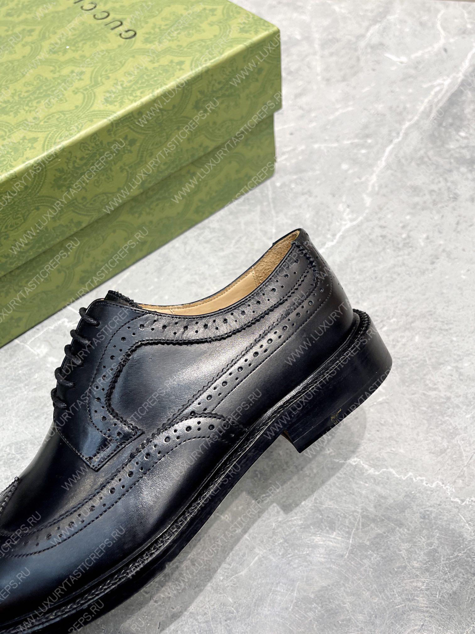 G*u*i men’s lace-up shoe black 723694