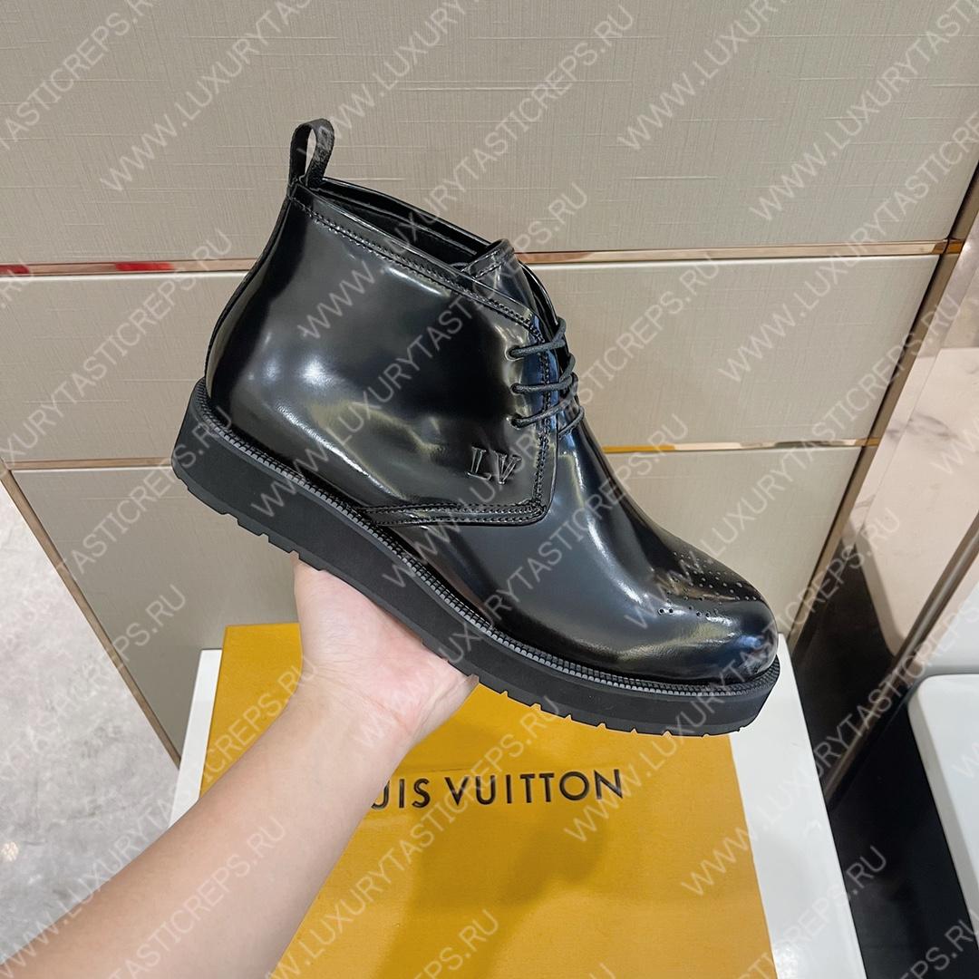 l**is V*t*n  boots black 1a9a8g