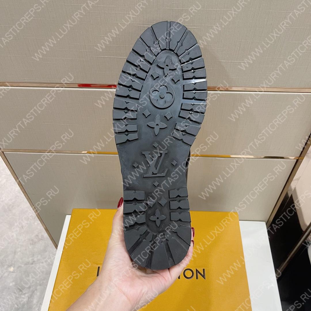 l**is V*t*n  boots black 1a9a8g