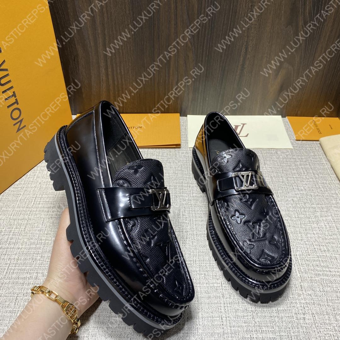 l**is V*t*n major loafer black 1abffv