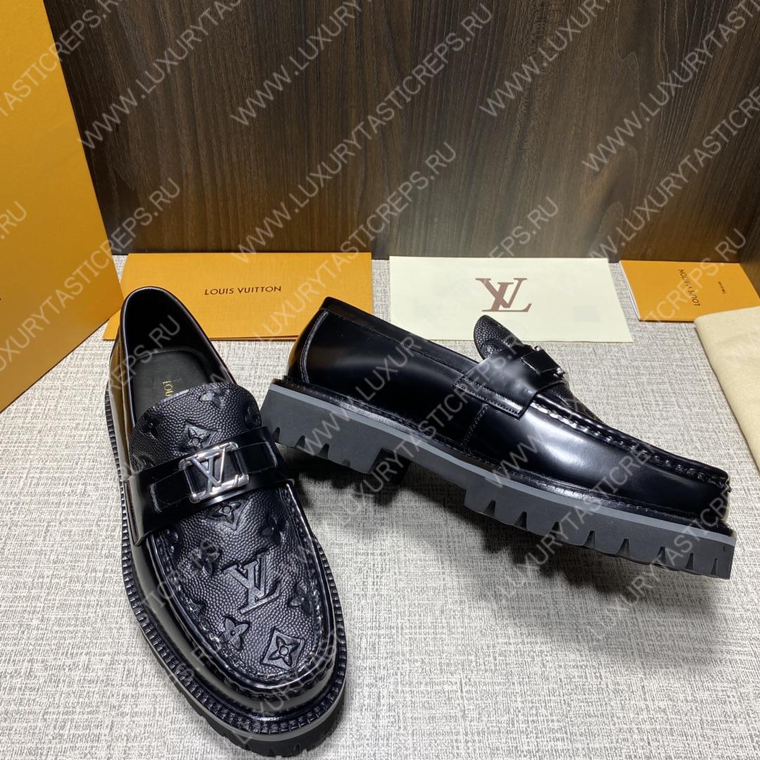 l**is V*t*n major loafer black 1abffv