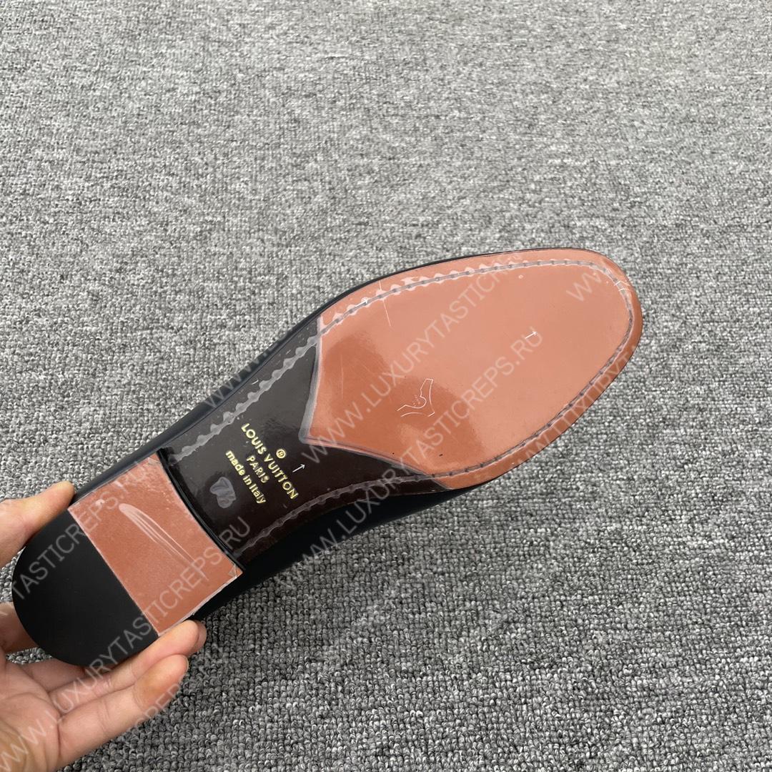 l**is V*t*n lv glove loafer black 1a9a9w