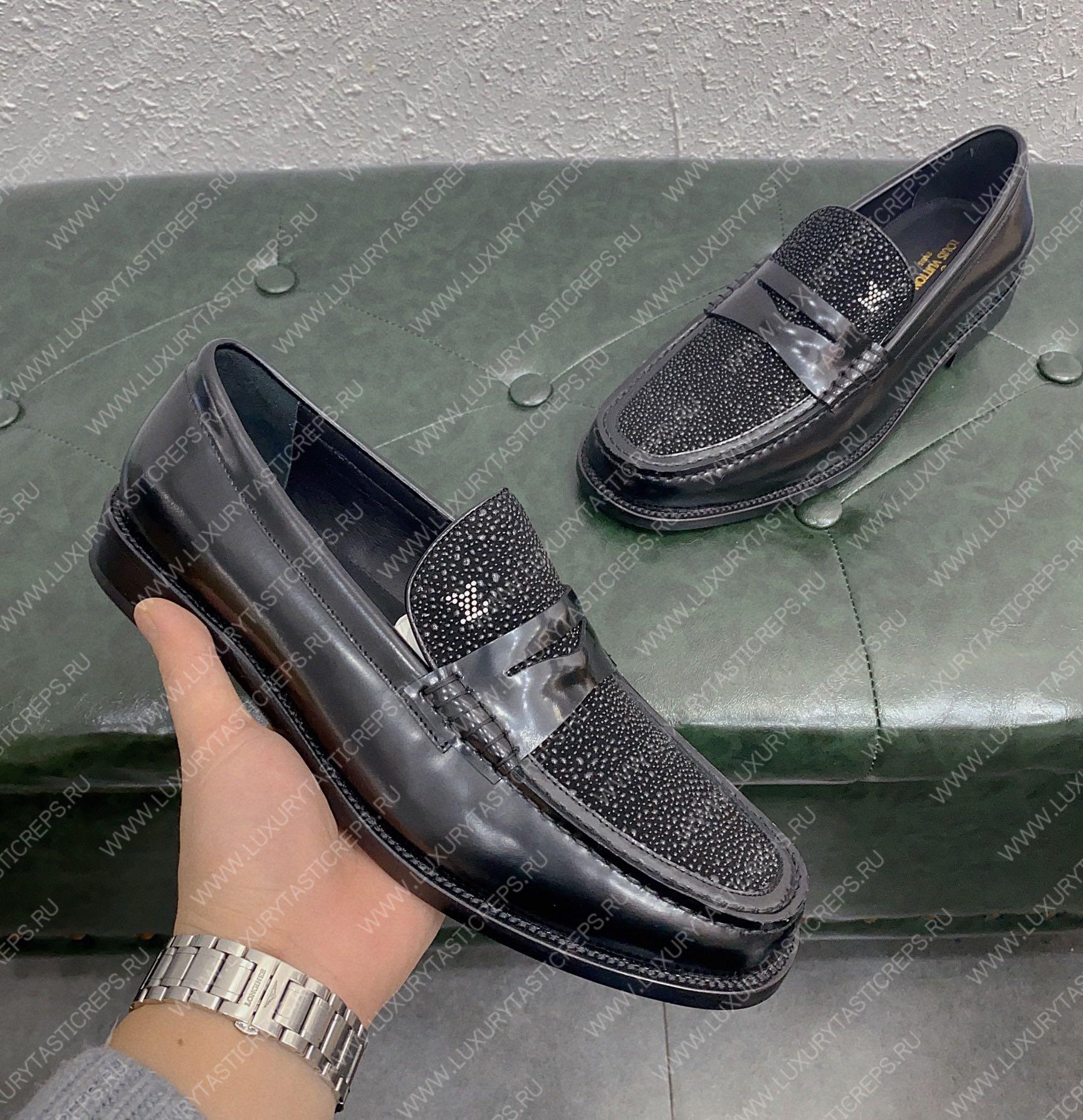 l**is V*t*n l**is loafer black 1aasp6