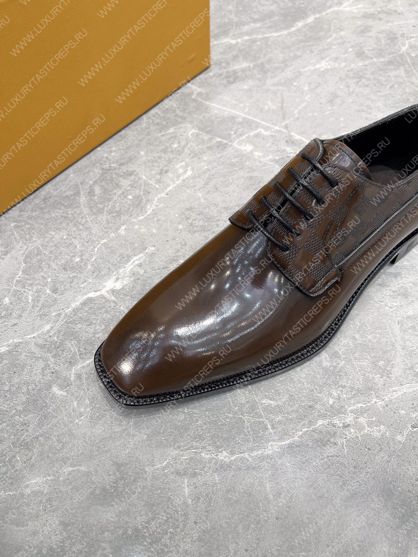 l**is V*t*n flex derby brown 1a9a8v