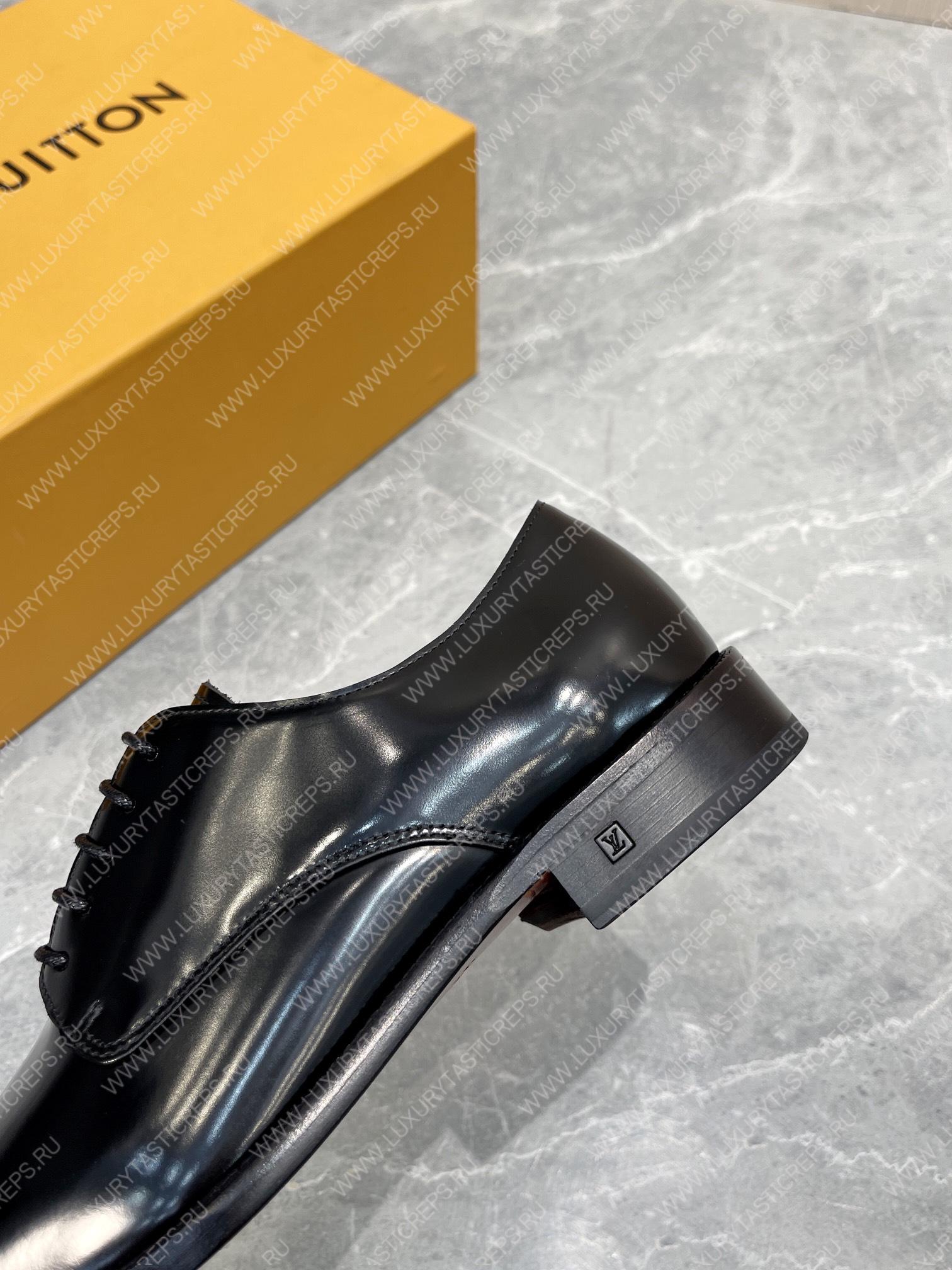 l**is V*t*n flex derby black 1a9a8v