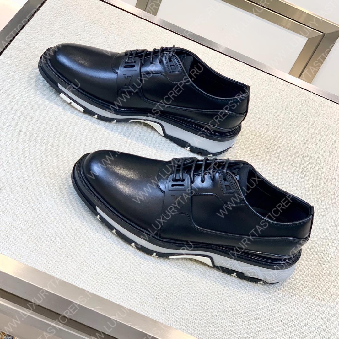 l**is V*t*n sneakers black 1abn90