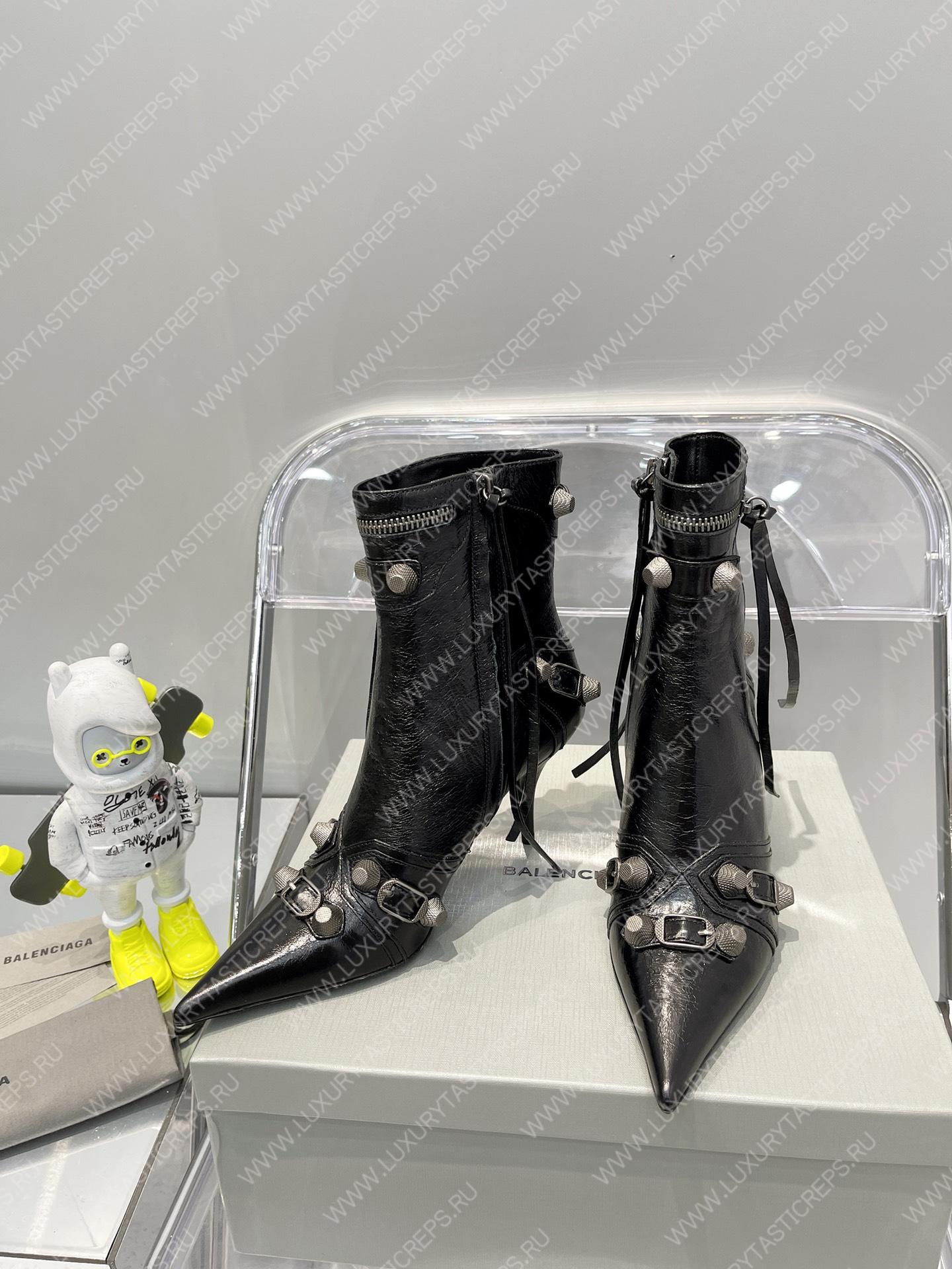 Ba*len*cia*ga women’s cagole 90mm bootie black 694379wa