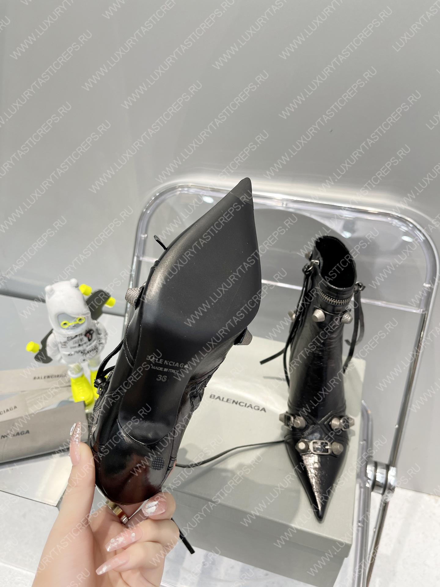 Ba*len*cia*ga women’s cagole 90mm bootie black 694379wa