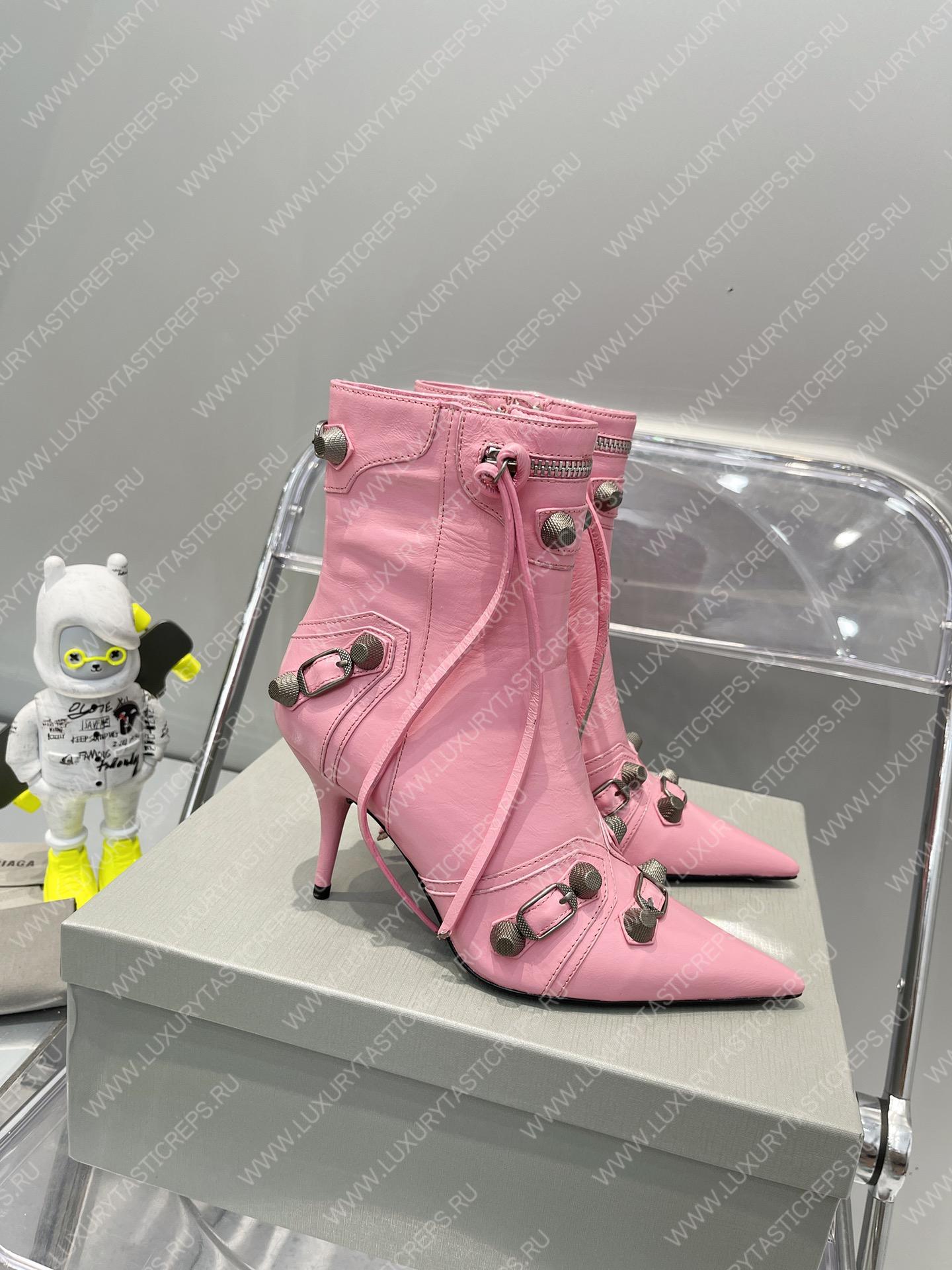 Ba*len*cia*ga women’s cagole 90mm bootie pink 694379wa