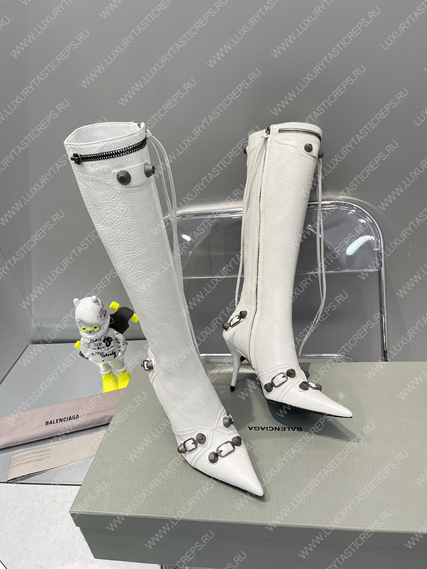 Ba*len*cia*ga women’s cagole 90mm boot optic white 694395wa