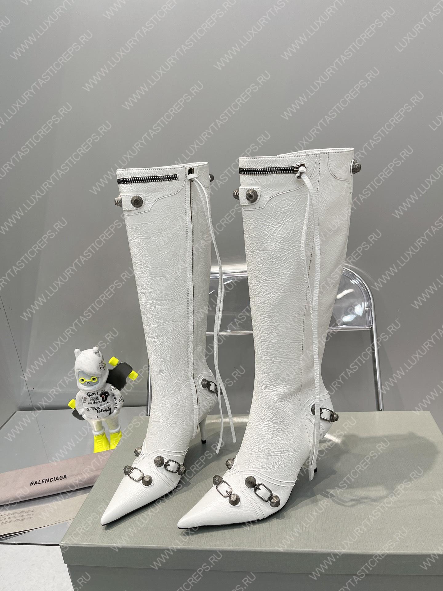 Ba*len*cia*ga women’s cagole 90mm boot optic white 694395wa