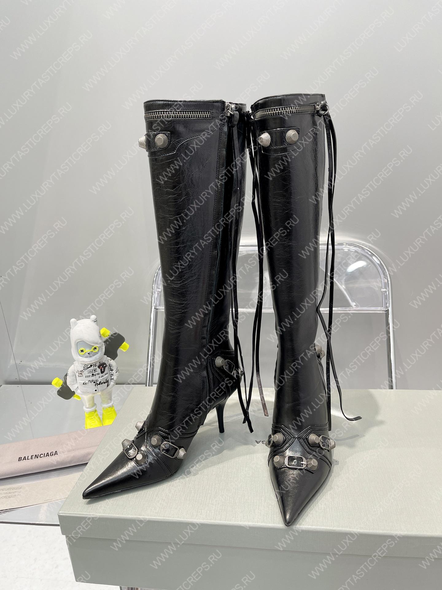 BALNECIAGA WOMEN’S CAGOLE 90MM BOOT OPTIC BLACK 694395WA