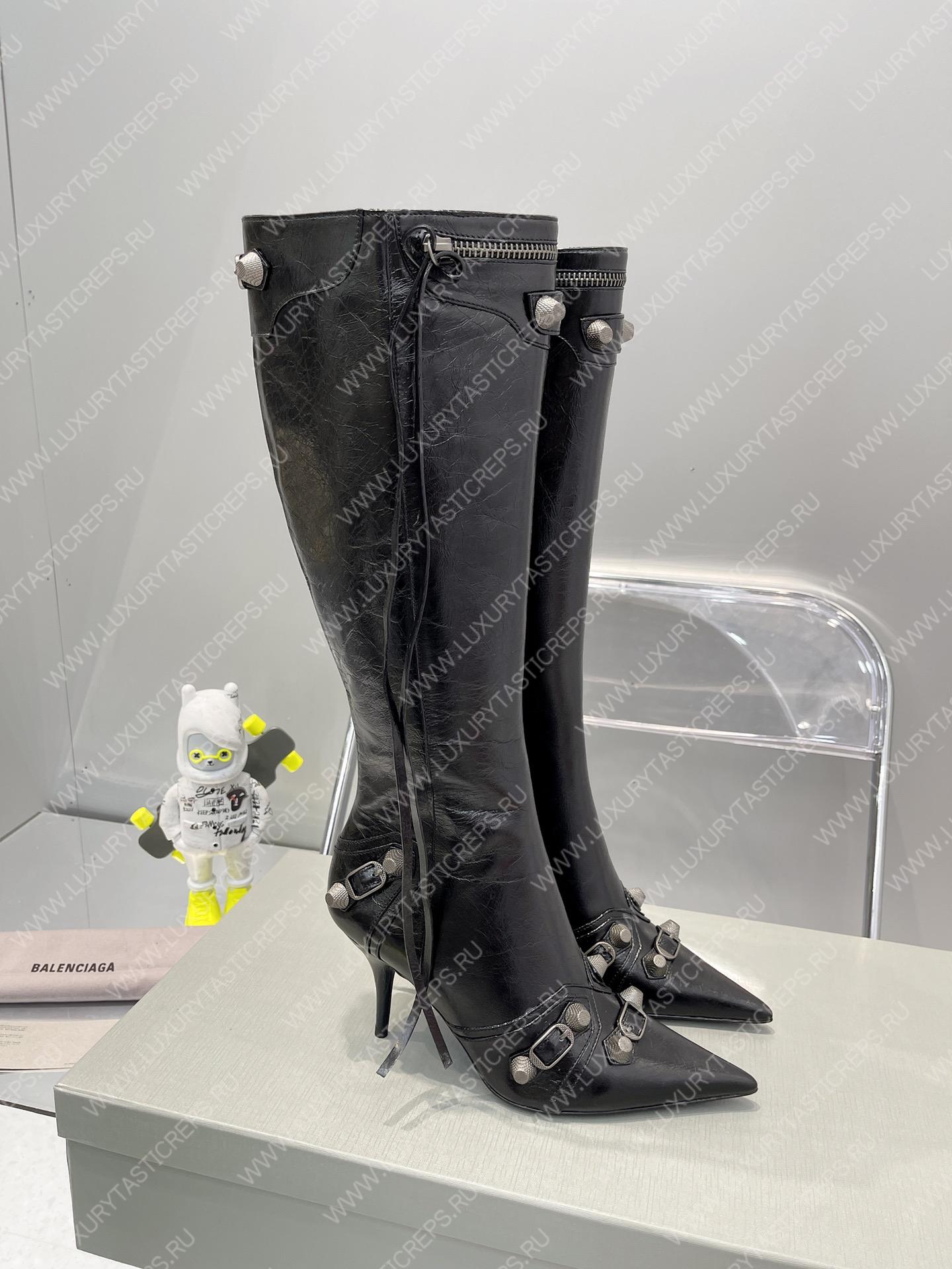 BALNECIAGA WOMEN’S CAGOLE 90MM BOOT OPTIC BLACK 694395WA