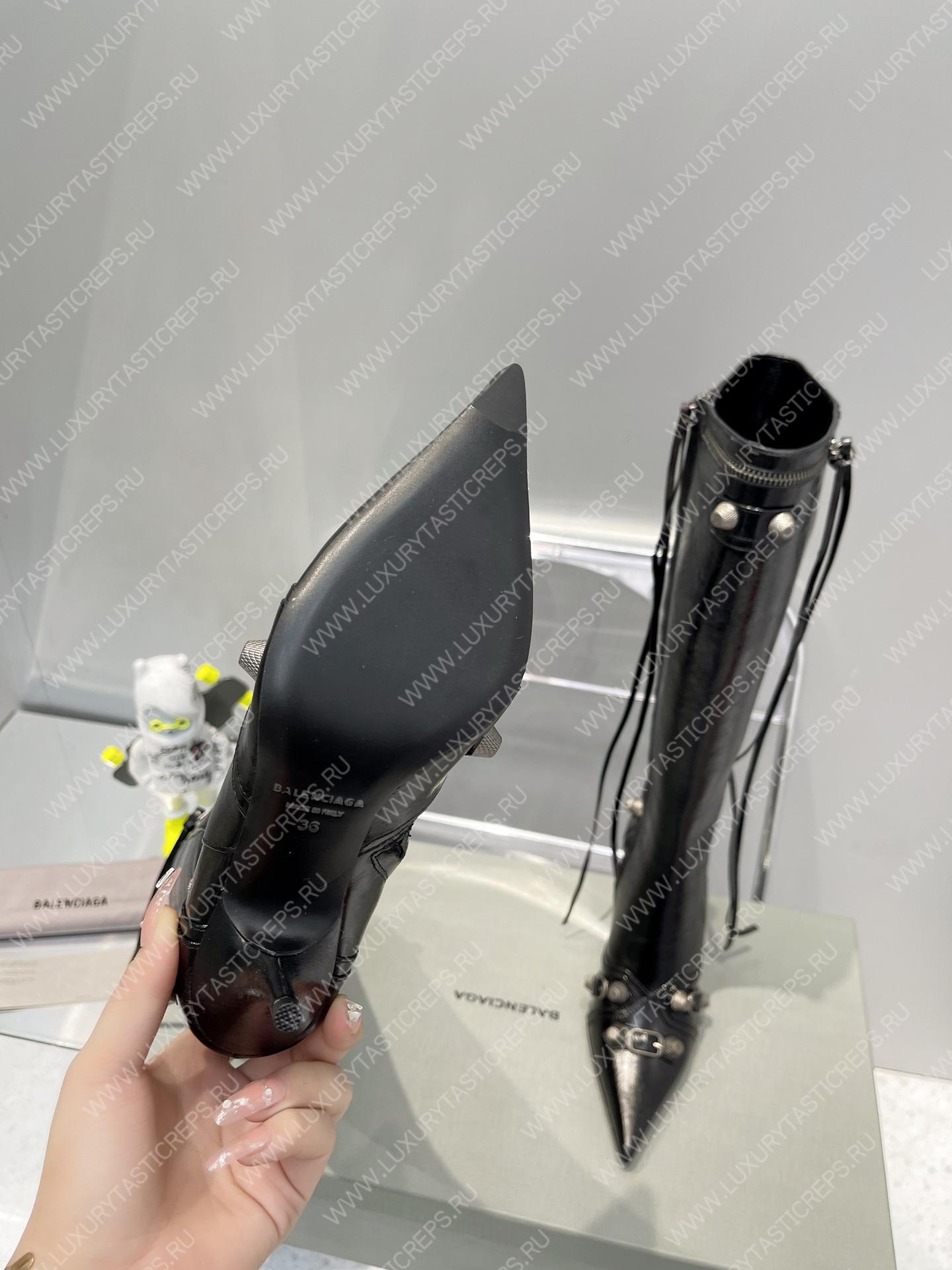 BALNECIAGA WOMEN’S CAGOLE 90MM BOOT OPTIC BLACK 694395WA