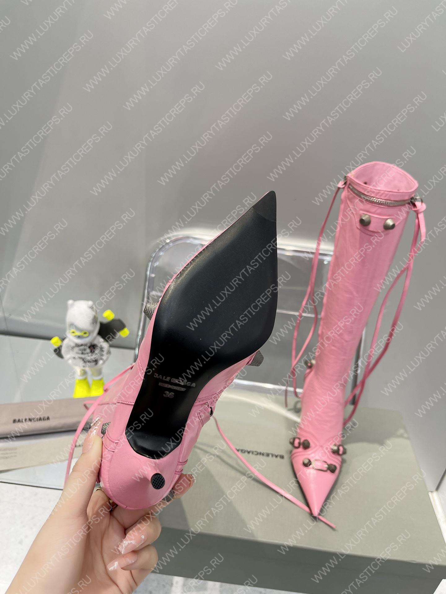 BALNECIAGA WOMEN’S CAGOLE 90MM BOOT OPTIC PINK 694395WA