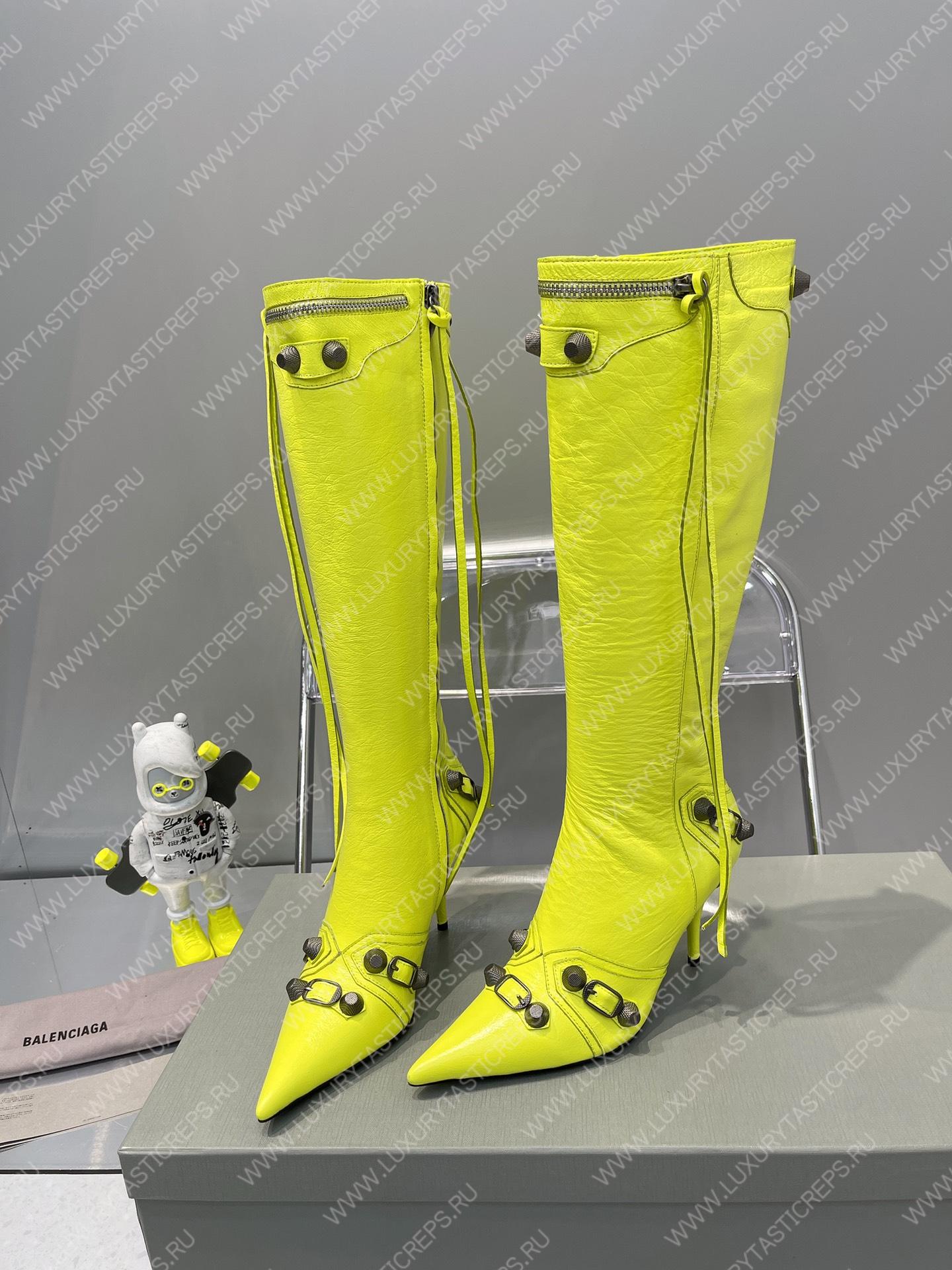 Ba*len*cia*ga women’s cagole 90mm boot optic yellow 694395wa