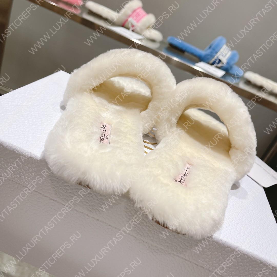 ch**an D*or dway slide whitge and pink kcq551esk