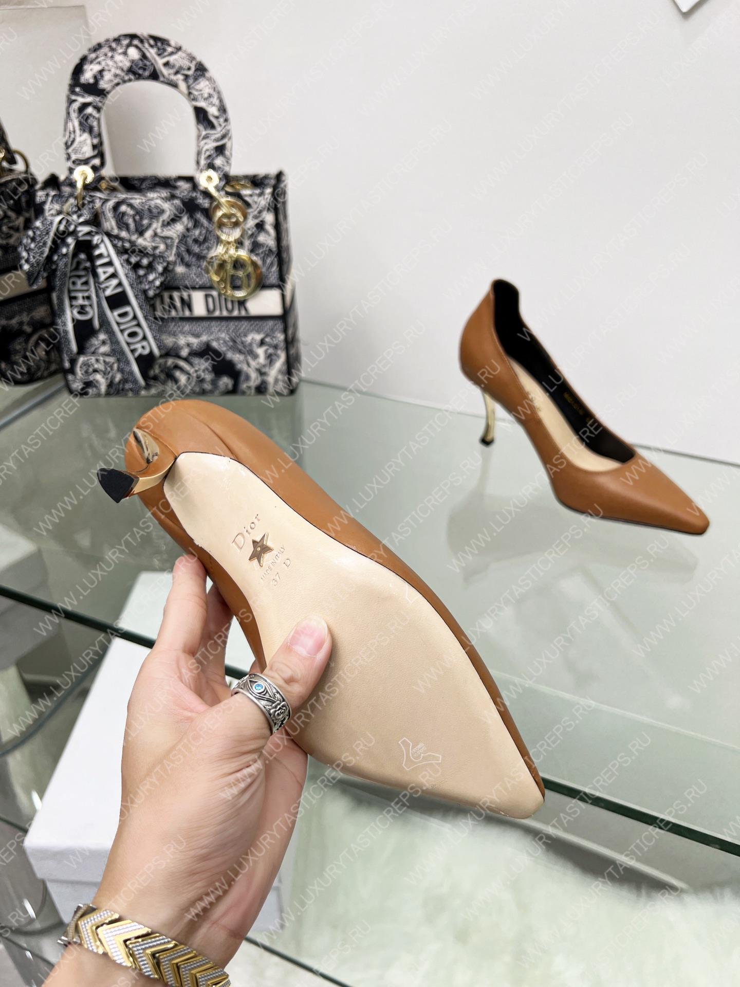 D*or d-fame pump brown kdp975vvv