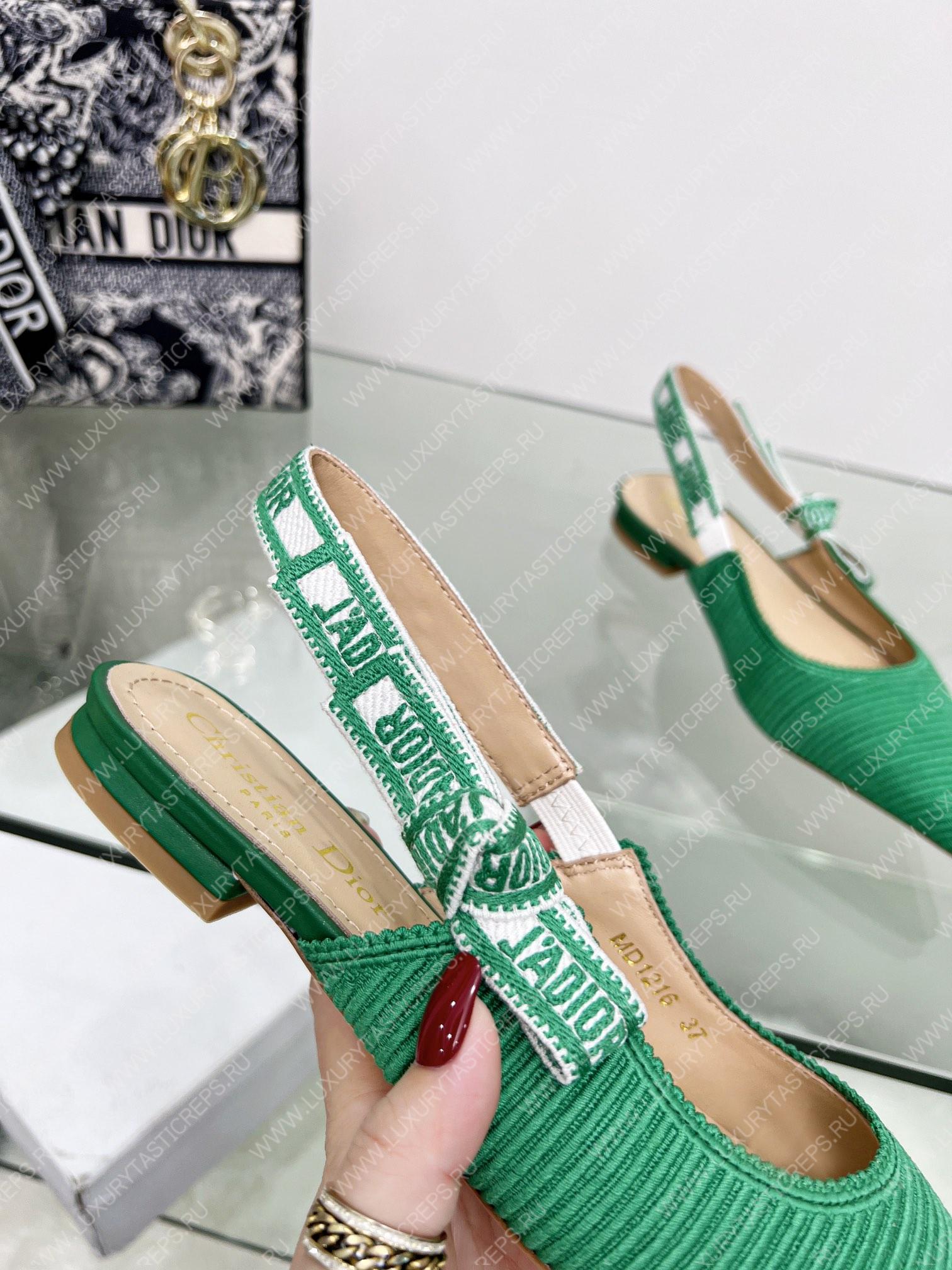 D*or j’aD*or slingback pump green kdc201tfl
