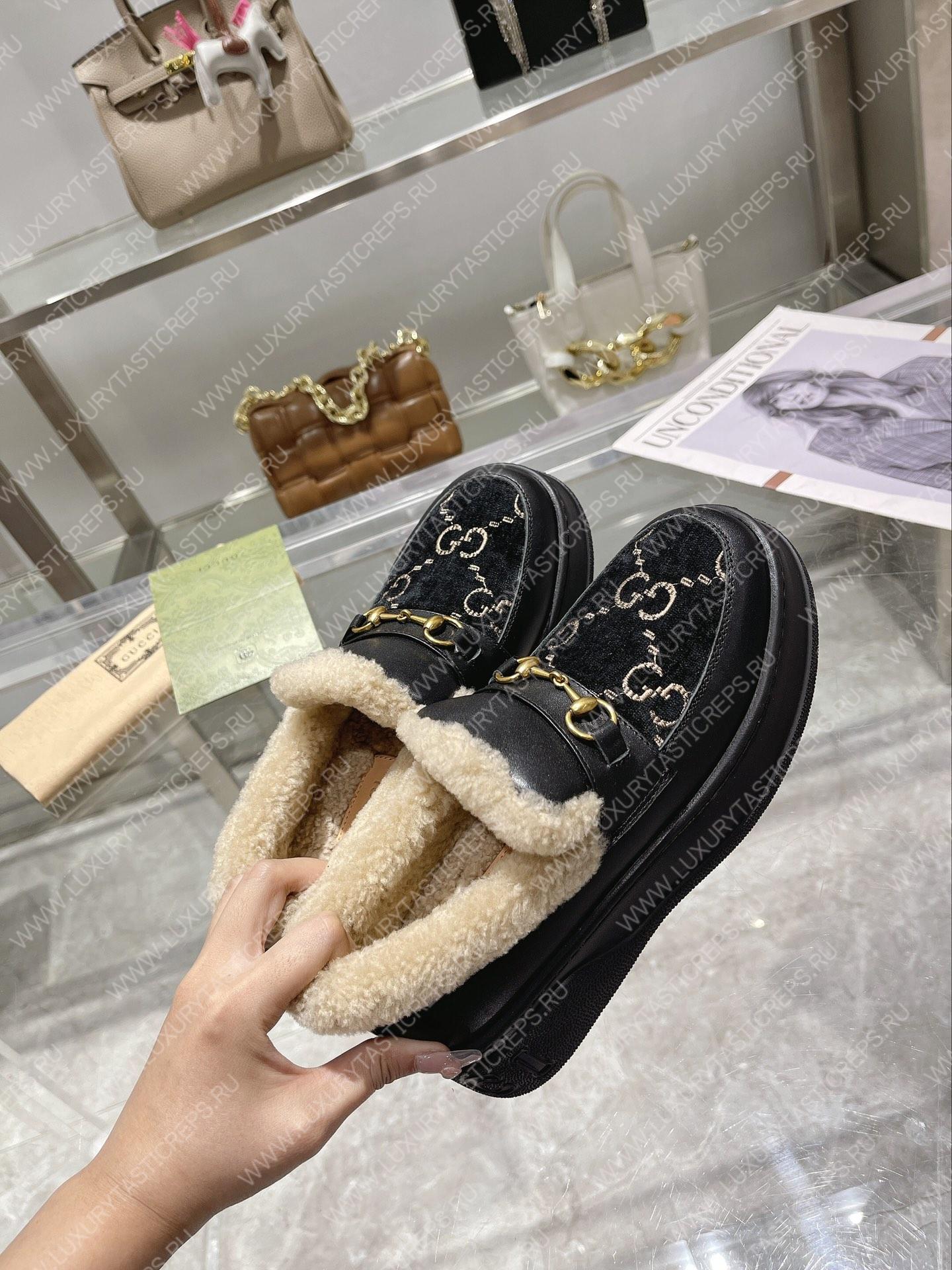 G*u*i horsebit ankle boot beige 550036