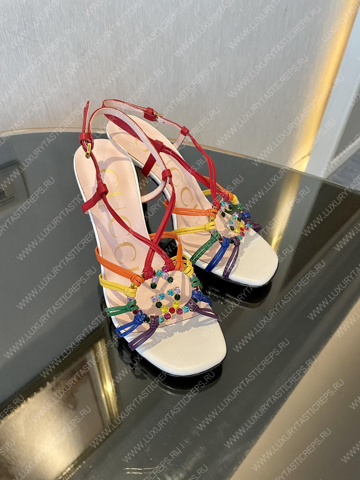 G*u*i womens’s sandal with interlocking g 694863