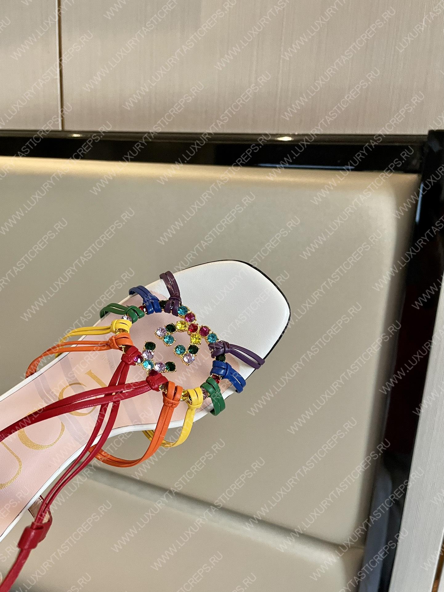 G*u*i womens’s sandal with interlocking g 694863