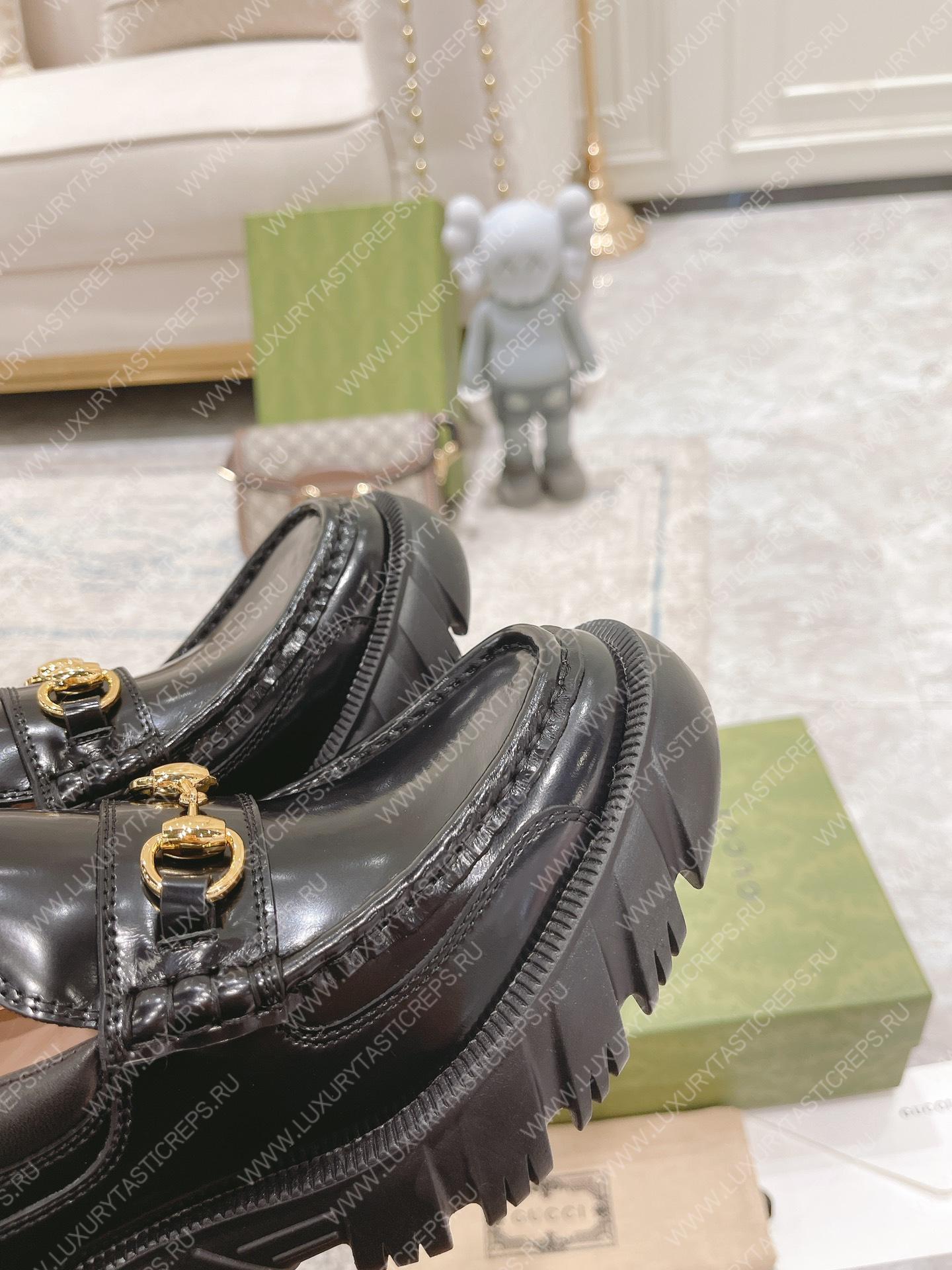 G*u*i loafer with horsebit black ‎656869