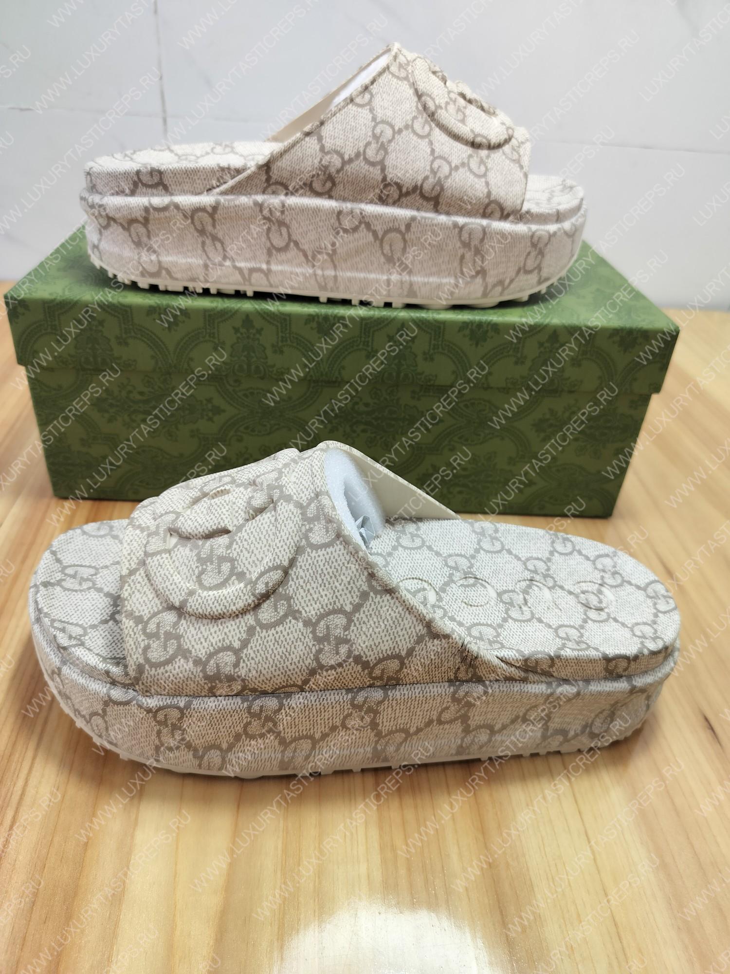 G*u*i interlocking g slide beige 725535