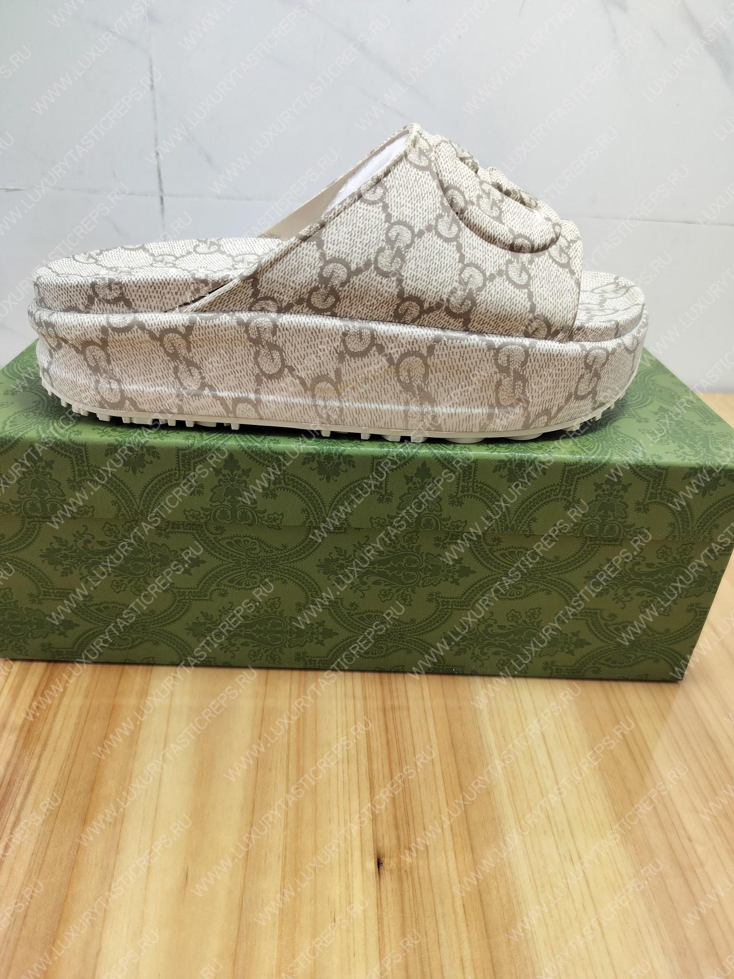 G*u*i interlocking g slide beige 725535