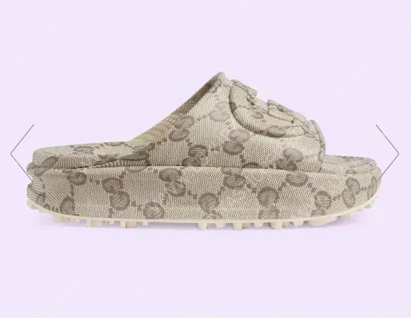 G*u*i interlocking g slide beige 725535