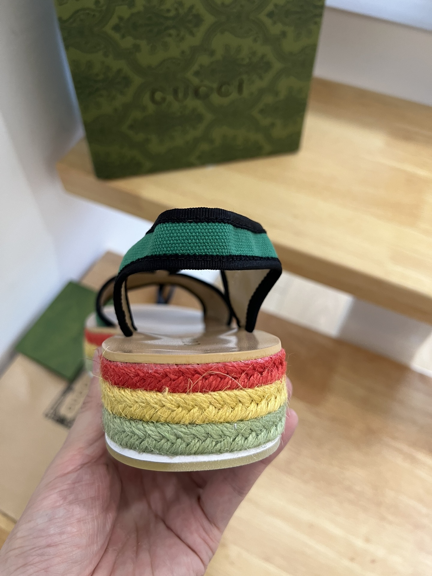 G*u*i women’s platform sandals green 678040