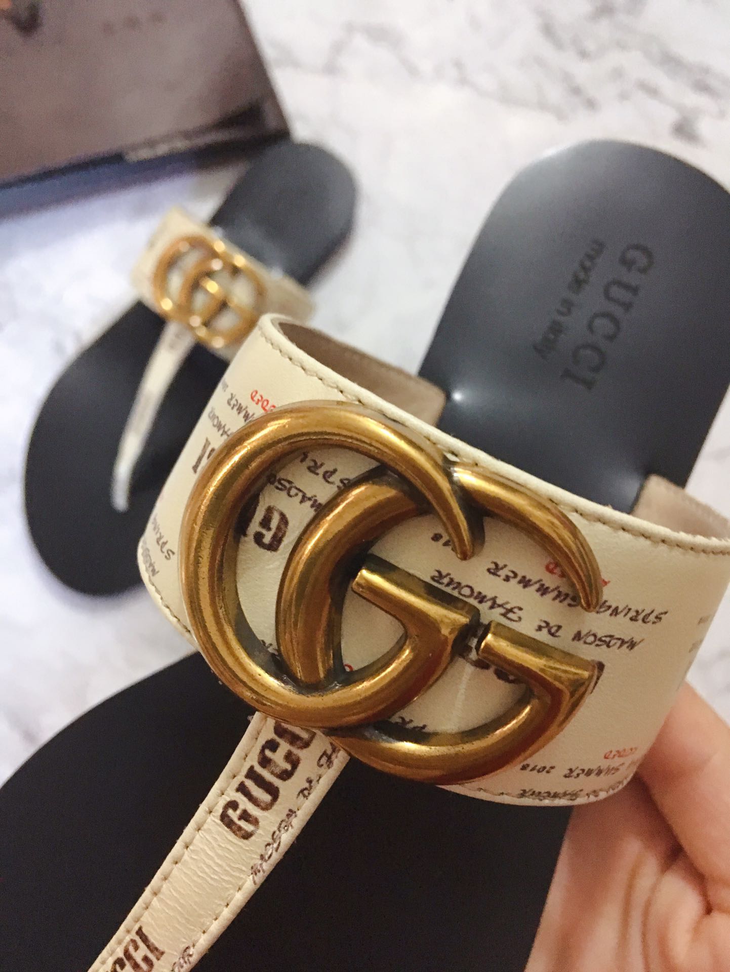 G*u*i marmont leather sandal white 612138