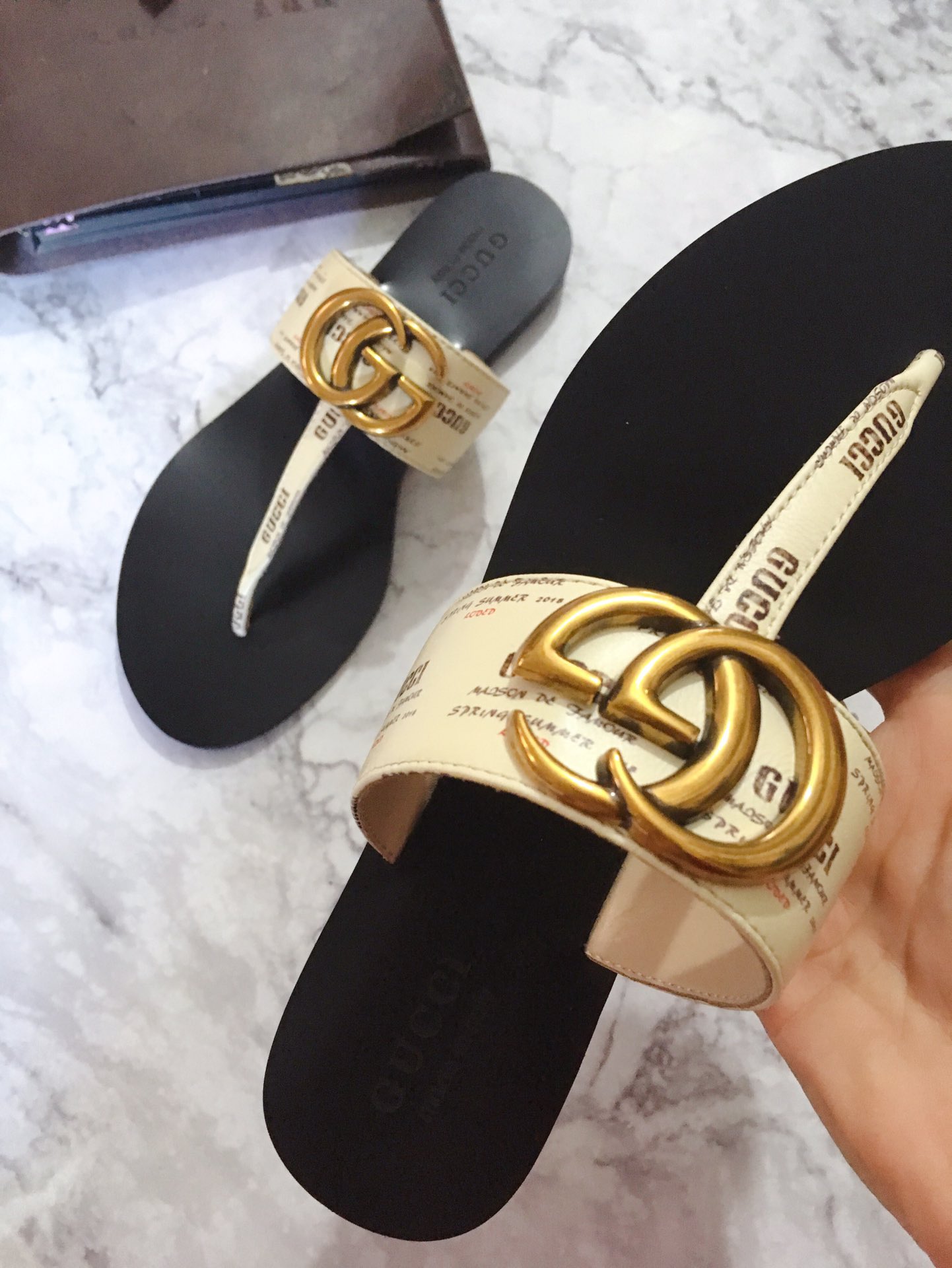 G*u*i marmont leather sandal white 612138