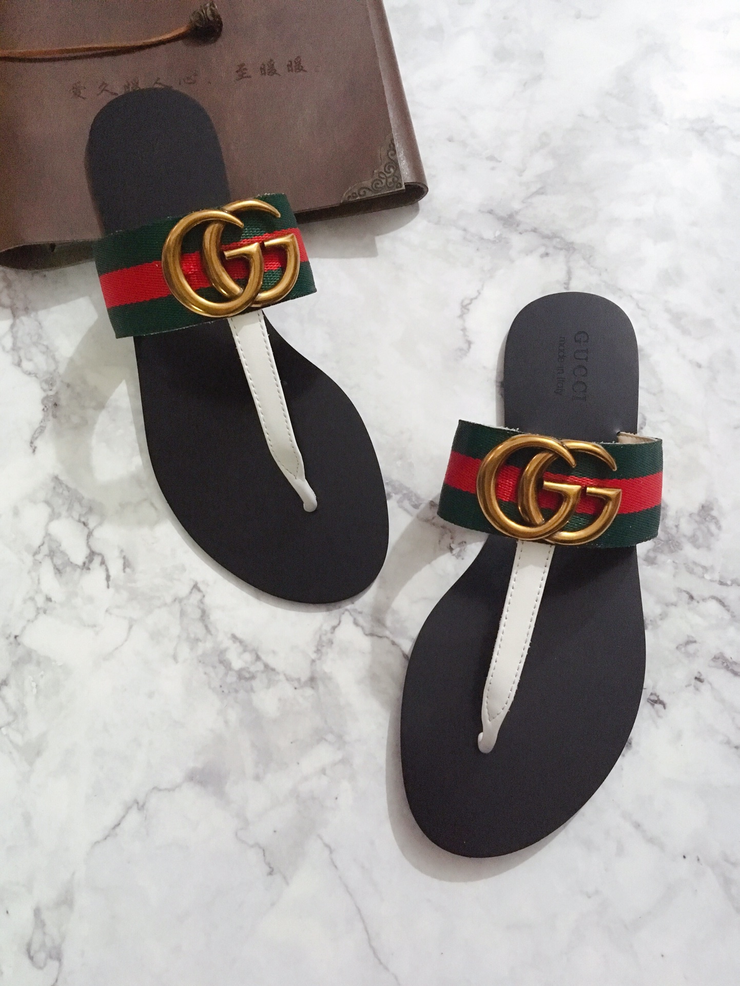 G*u*i marmont leather sandal green and red 612138