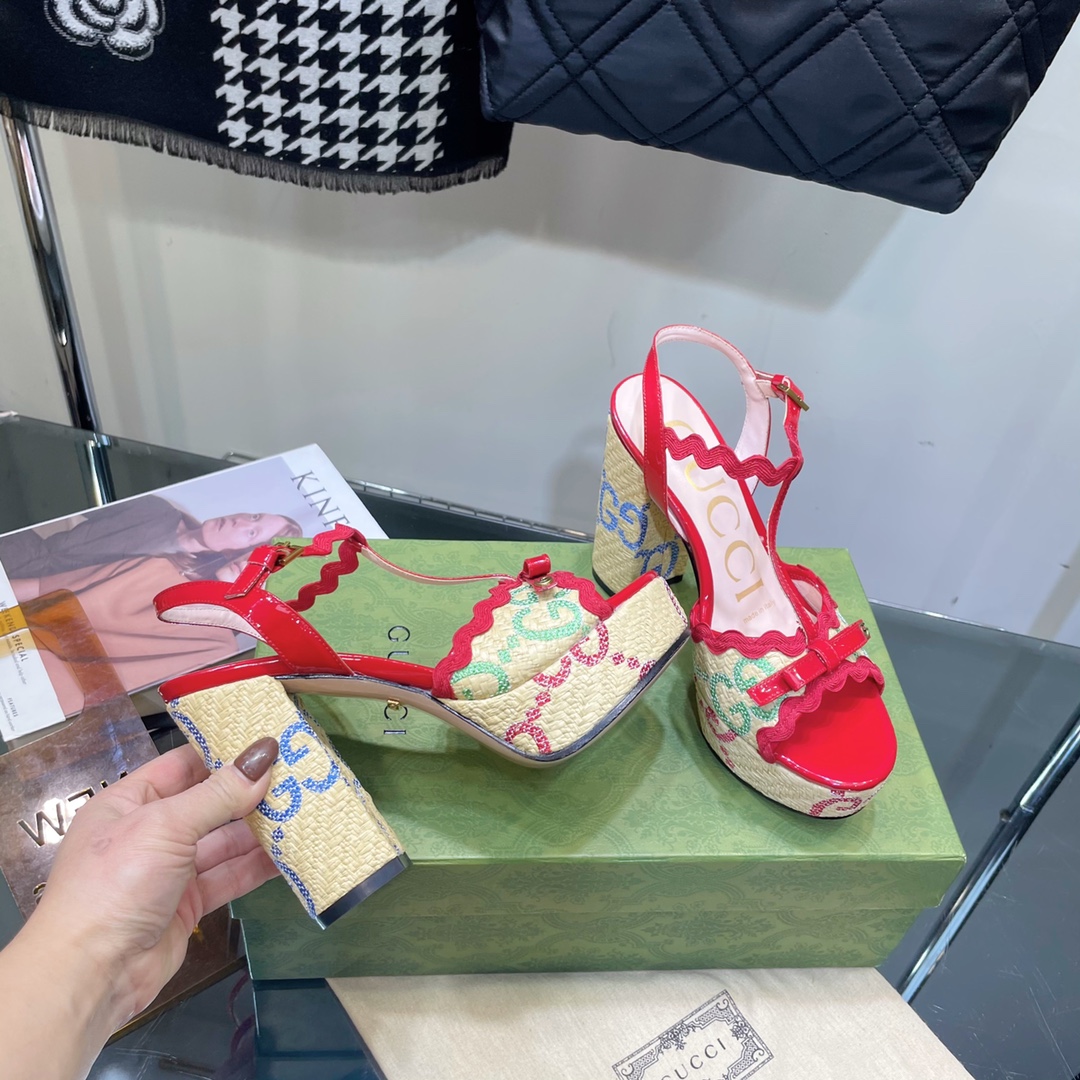 G*u*i sup*e platform sandals red 730022