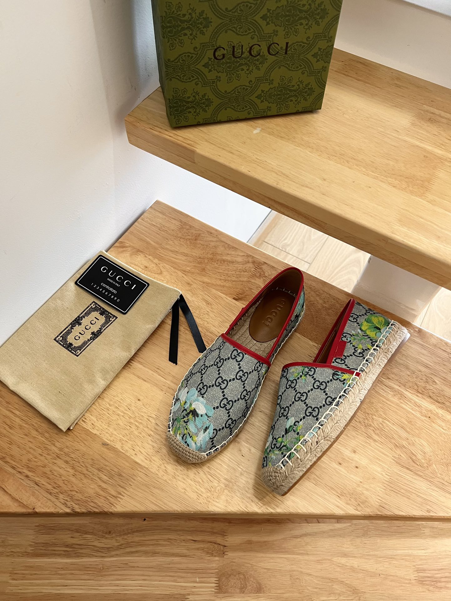 G*u*i sup*e gg flora multicolour 678040