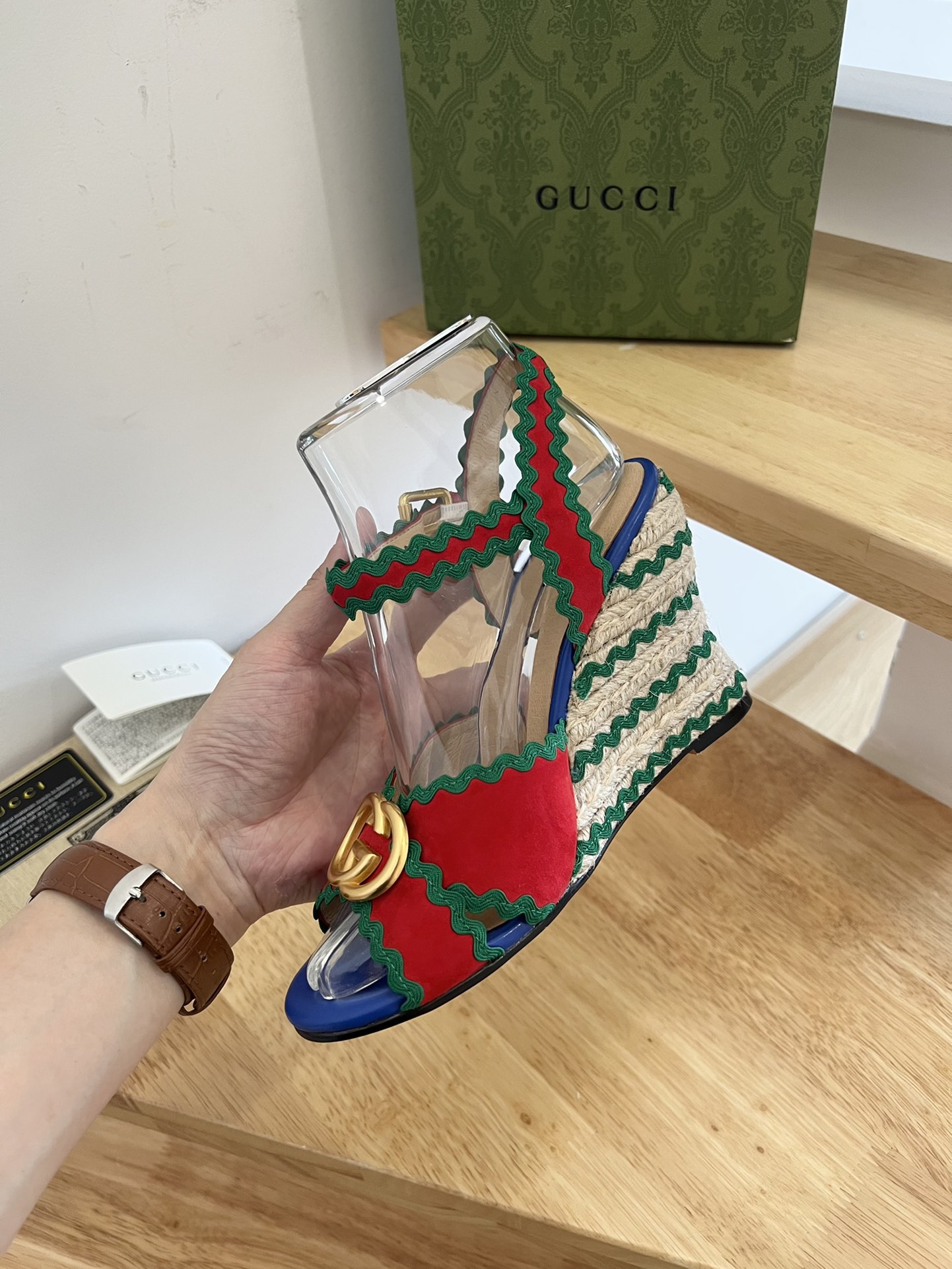 G*u*i gg buckle sandals multicolour 183408
