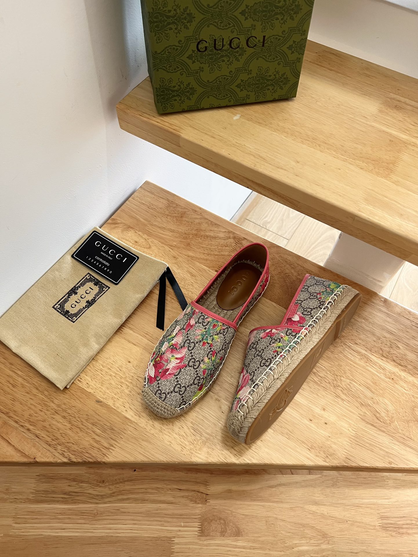 G*u*i sup*e gg flora multicolour 678040
