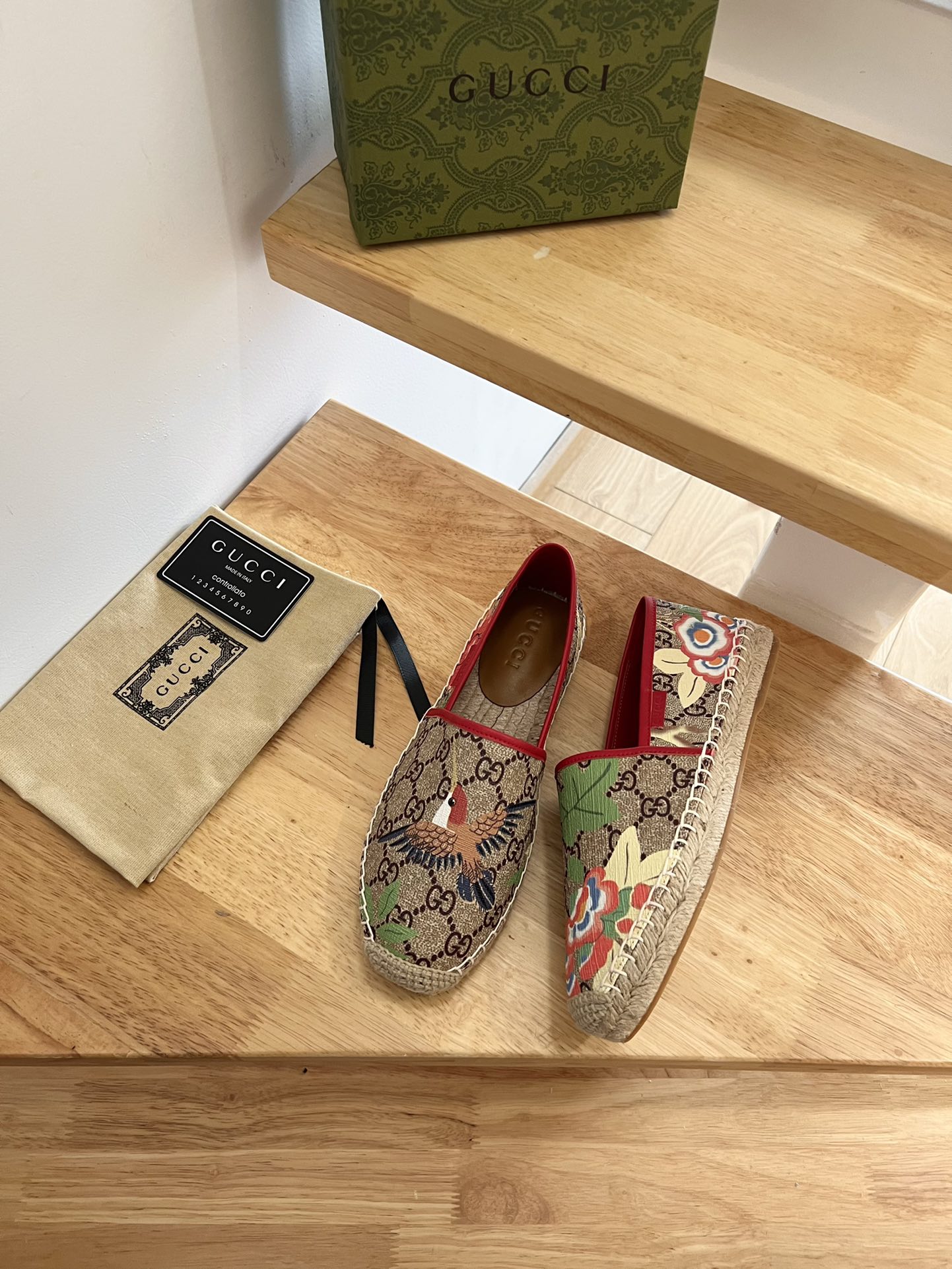 G*u*i sup*e gg flora multicolour 678040